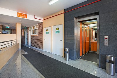 Motel Lift